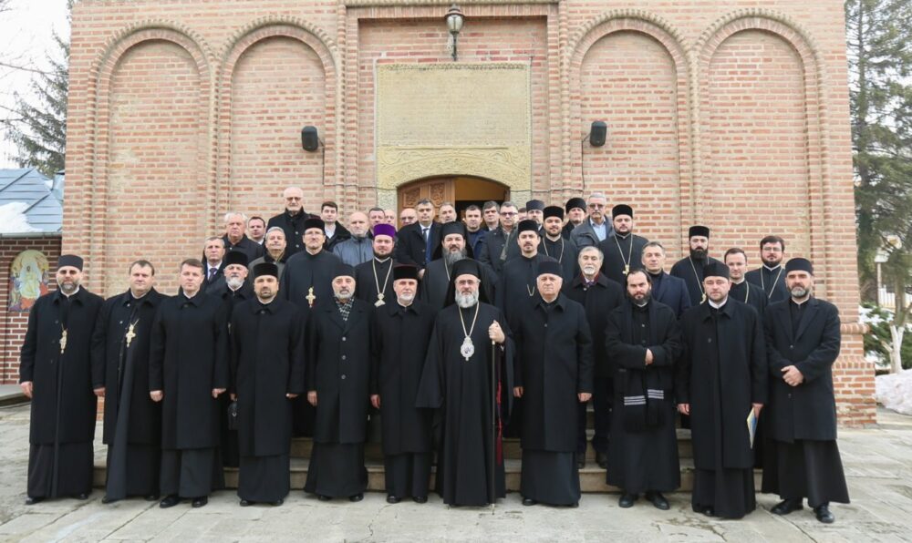 Sedinta adunarii eparhiale a arhiepiscopiei buzaului si vrancei