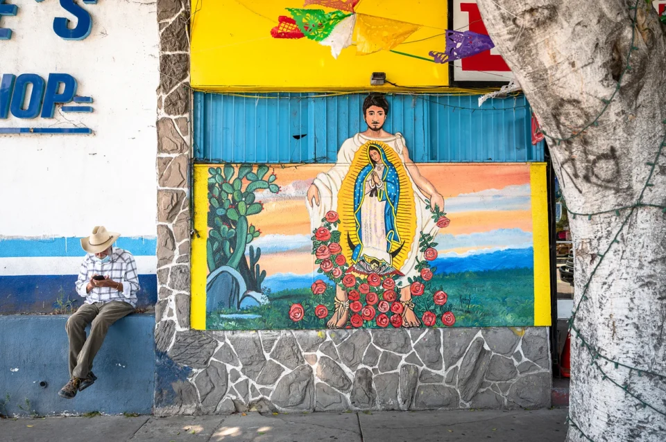 WebRNS Guadalupe Murals04b