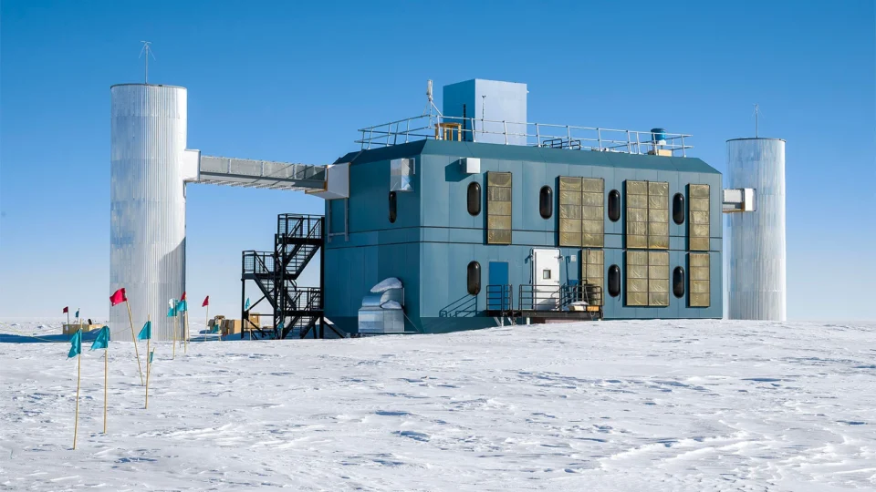 WebRNS IceCube Neutrino Observatory