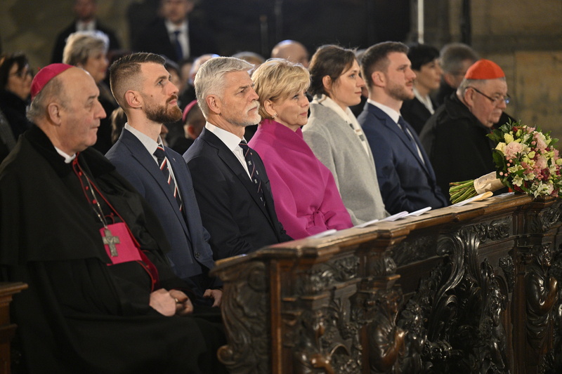 P2023030908338