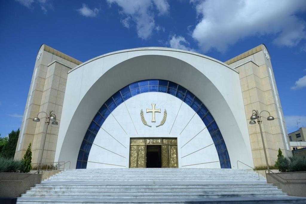 Monumente Ale Ortodoxiei Catedrala Națională Învierea Domnului Din Tirana Este Simbolul Renașterii Bisericii Ortodoxe A Albaniei 4
