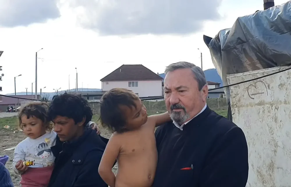 Protoiereul de Bistrita indeamna la ajutor pentru o familie cu 13 copii care traieste in conditii precare.jpg