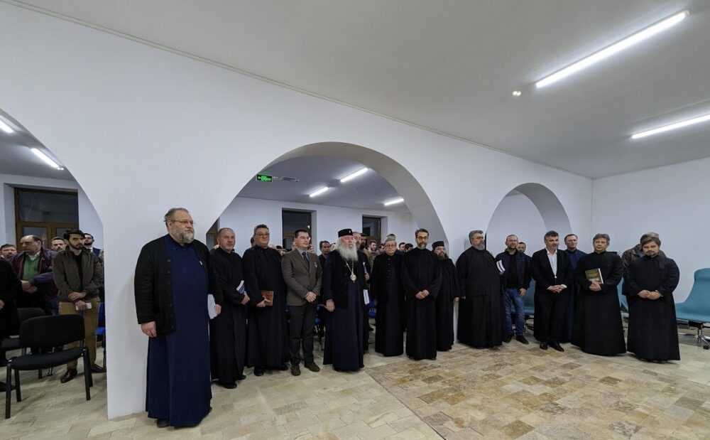 Conferinta dedicata credinciosilor varstnici si lansare de carte la timisoara