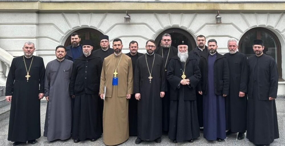 Intalnire de lucru a preotilor misionari din arhiepiscopia craiovei