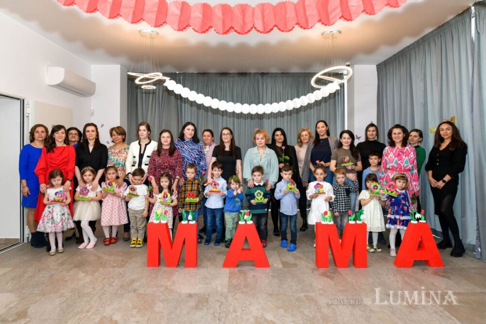 Serbare dedicata mamelor la gradinita patriarhiei romane