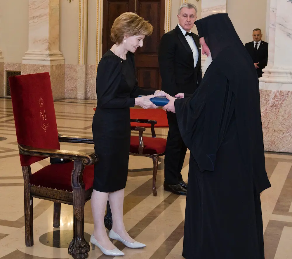 2023 3 30 Regina Margareta Principele Radu Investituri Sala Tronului Palatul Regal DSC2880.jpeg