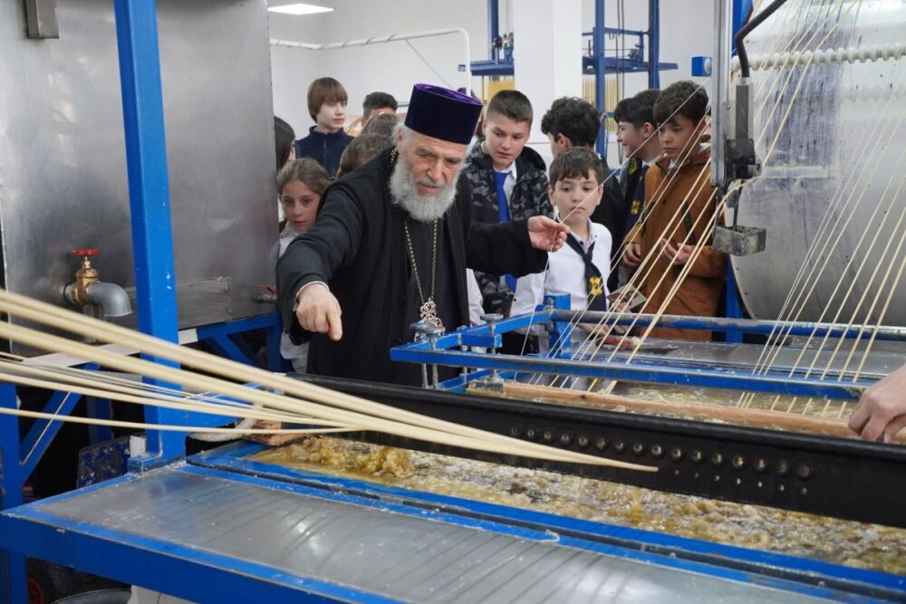 40 de elevi seminaristi au vizitat centrul eparhial din galati