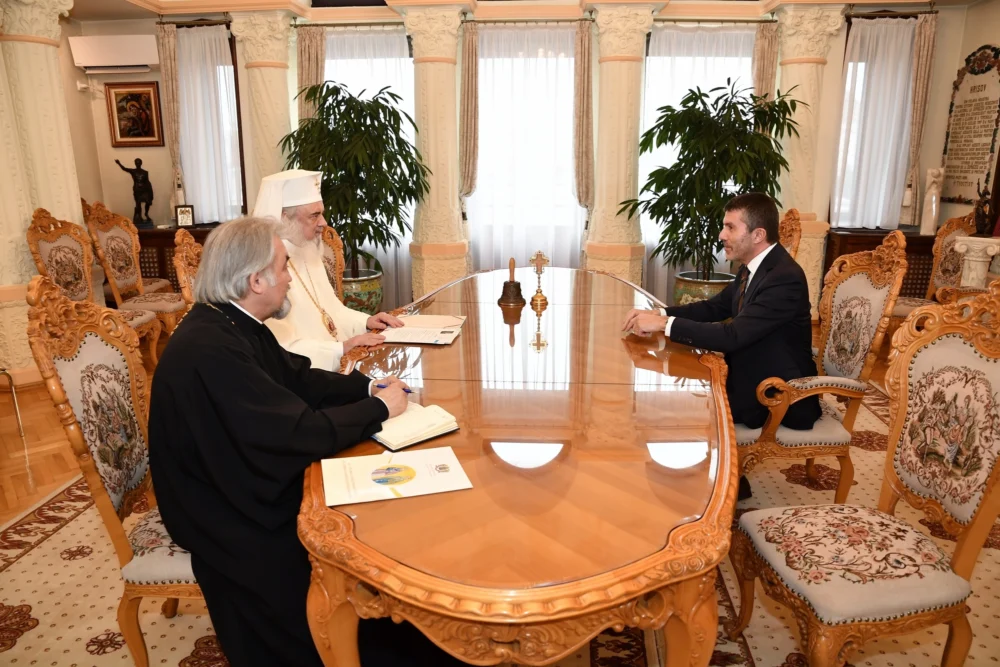 Ambasadorul Portugaliei la Bucuresti vizita la Patriarhia Romana 11 (1)