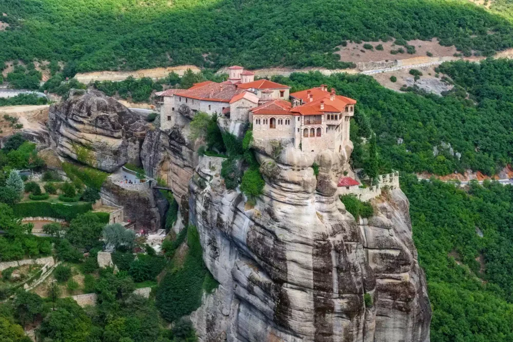 TAL Meteora BESTPLACESGR0323 c8c961d7e1c44834b05a8579971de3b6