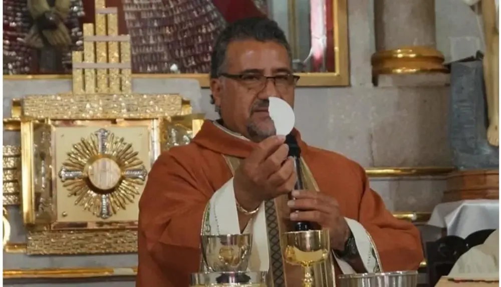 Asesinan sacerdote michoacan ocho gobierno amlo