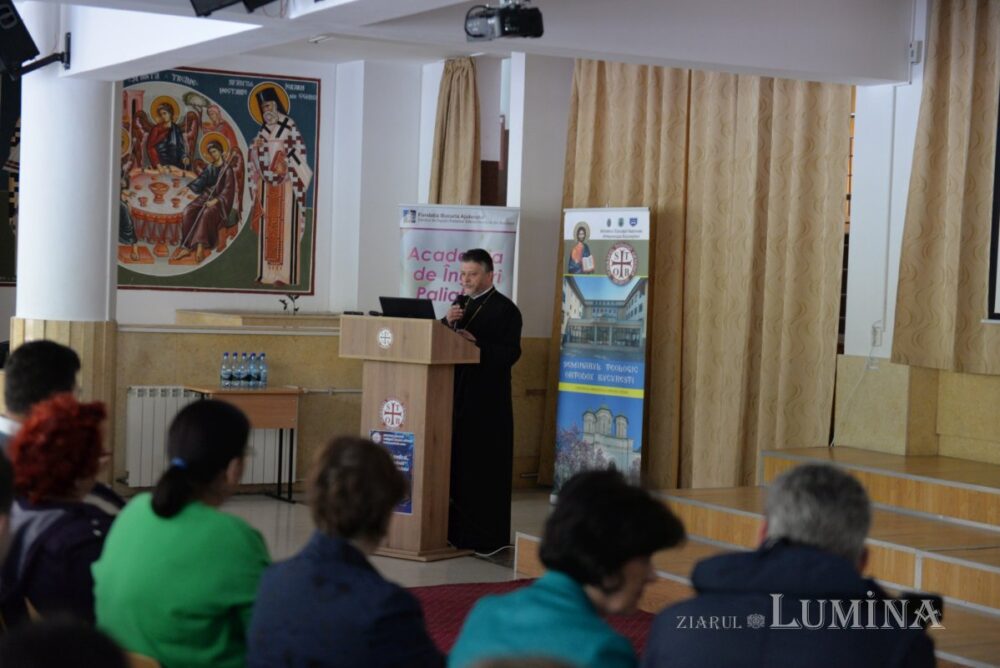 Conferinta despre rolul asistentului medical la seminarul teologic din bucuresti