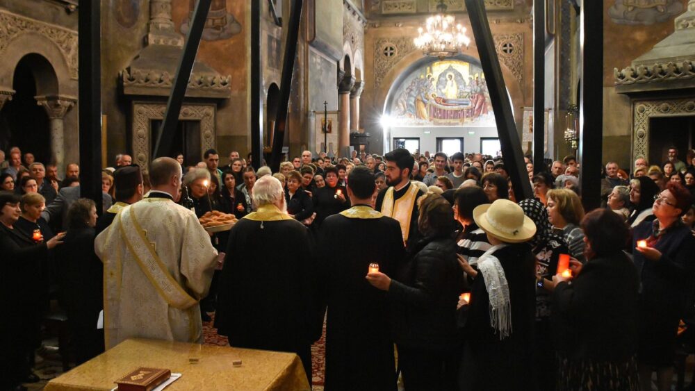 Parastas pentru pacientii centrului de ingrijiri paliative sf nectarie cluj