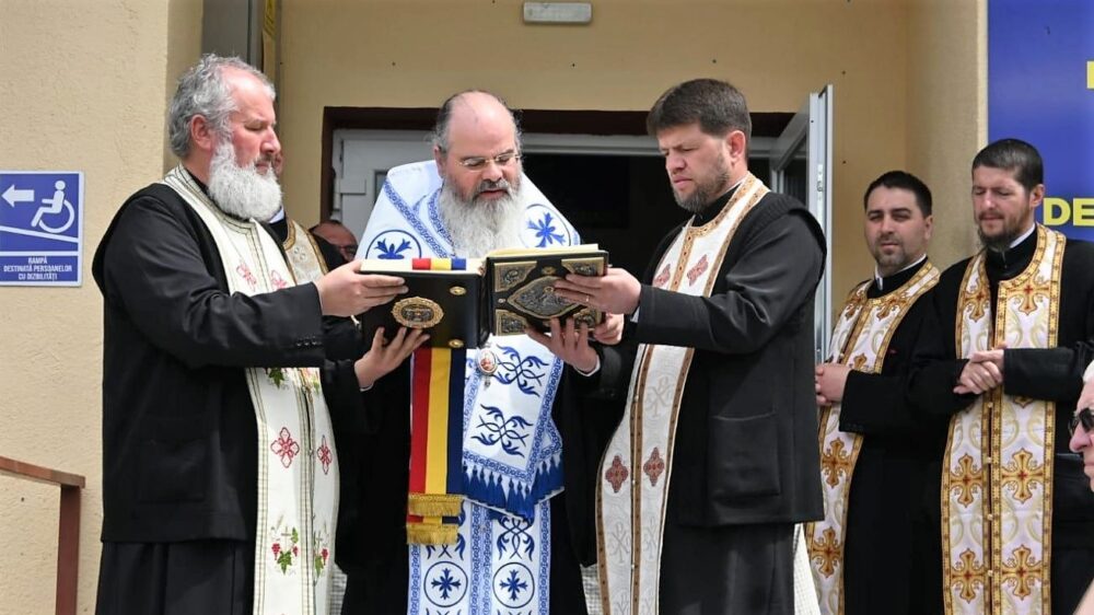 Ps ignatie a sfintit lucrarile de reabilitare de la un camin de batrani