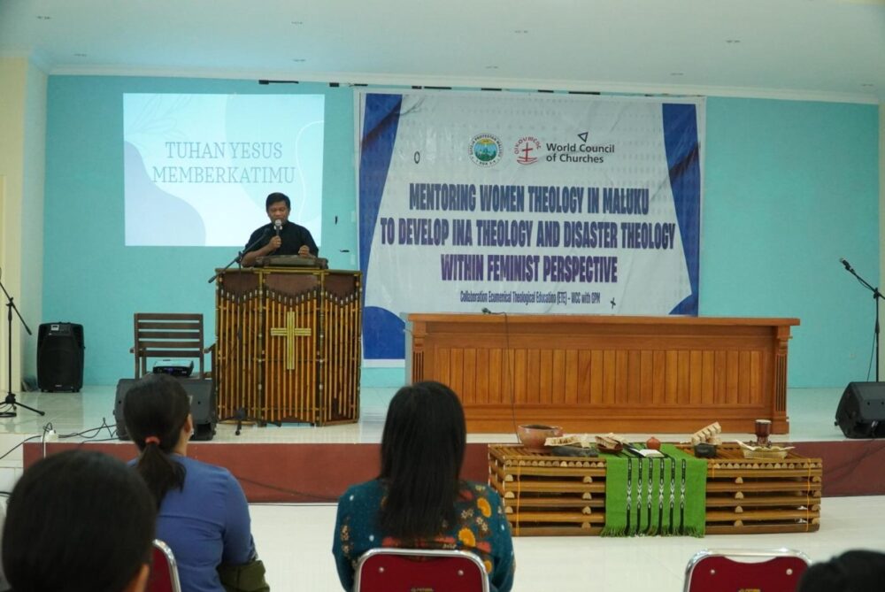 Maluku Theology cover photo