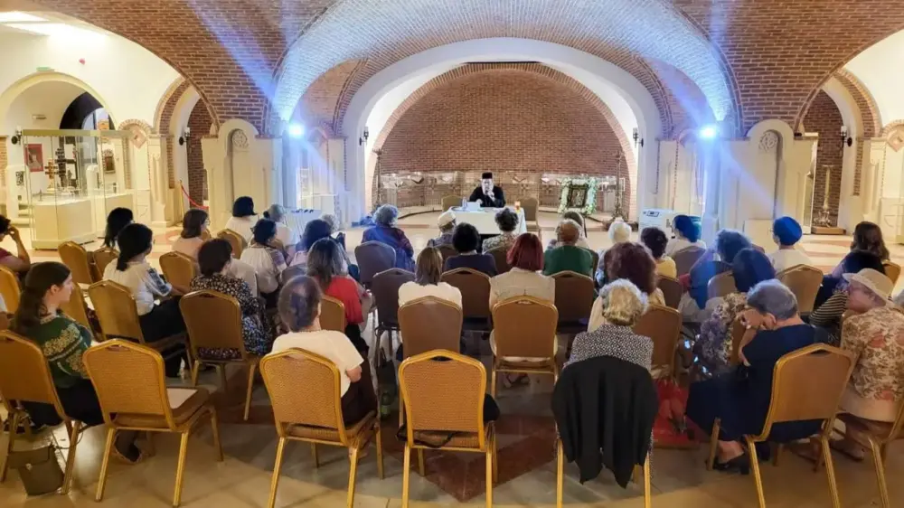 Conferinta sofr sfantul stefan cel mare portret de voievod suferinta si biruinta 2.jpg