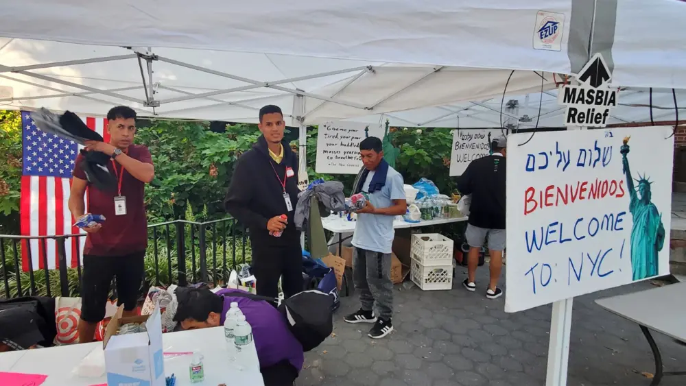 WebRNS Migrants New York1