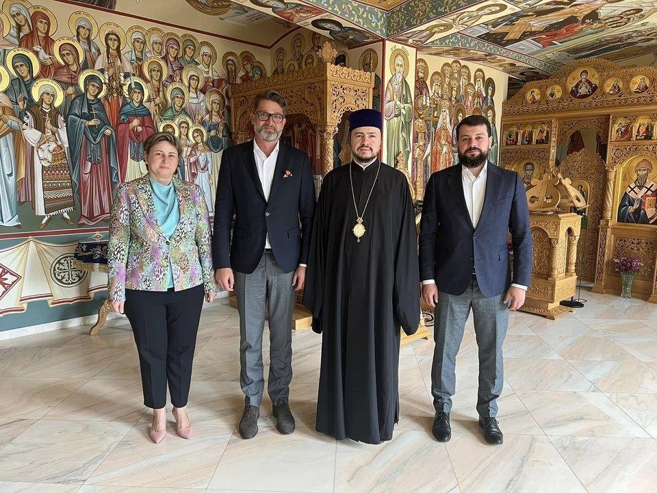 Ambasadorul romaniei in republica moldova in vizita la episcopia basarabiei de sud
