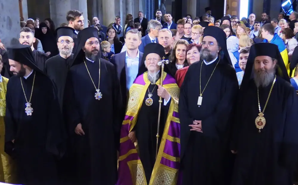 Vizita Patriarhul Ecumenic in Ungaria .jpg