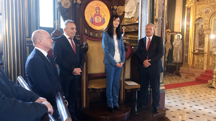 231108 Maria Gabriel Istanbul0020