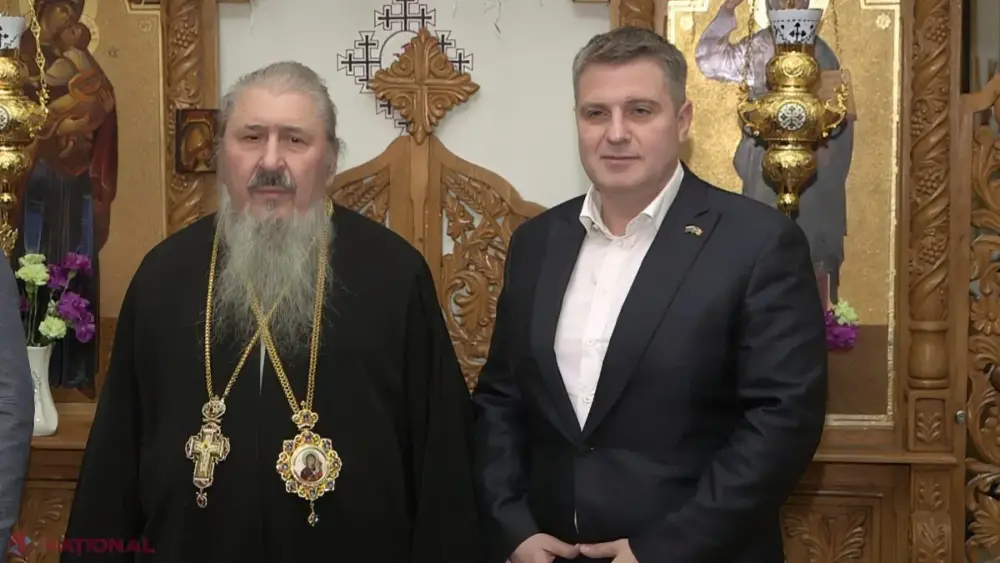Plamen milanov decorat de mitropolitul petru 1.jpg