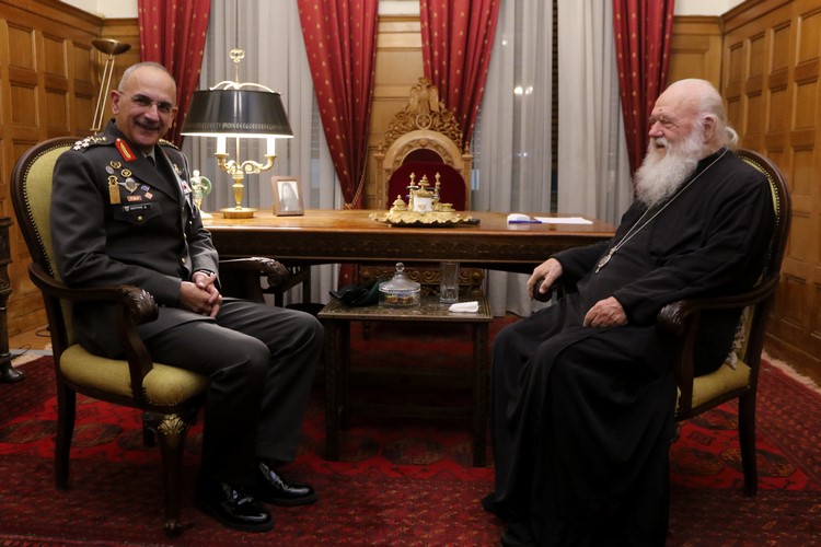 ΣΥΝΑΝΤΗΣΗ ΤΟΥ ΑΡΧΙΕΠΙΣΚΟΠΟΥ ΙΕΡΩΝΥΜΟΥ ΜΕ ΤΟΝ ΑΡΧΗΓΟ ΓΕΕΘΑ ΔΗΜΗΤΡΗ ΧΟΥΠΗ