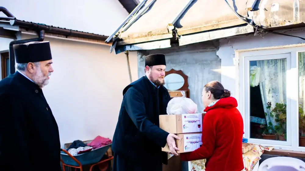 Un craciun pentru fiecare Arhiepiscopia sucevei 1.jpg