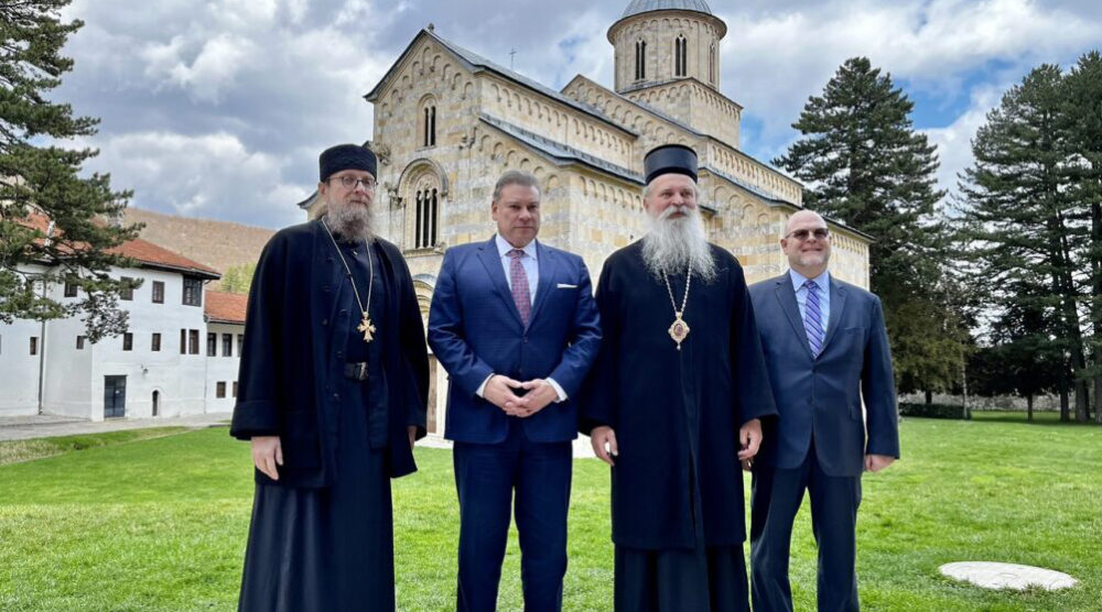 Decani 1 1003x570