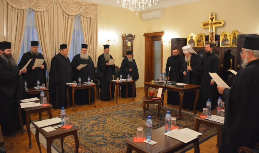 Svetiya sinod