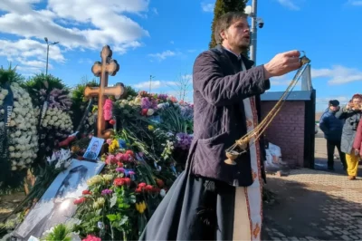 Сафонов