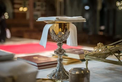 Chalice Credit Mazur Catholicnewsorguk Cna 3 8 16
