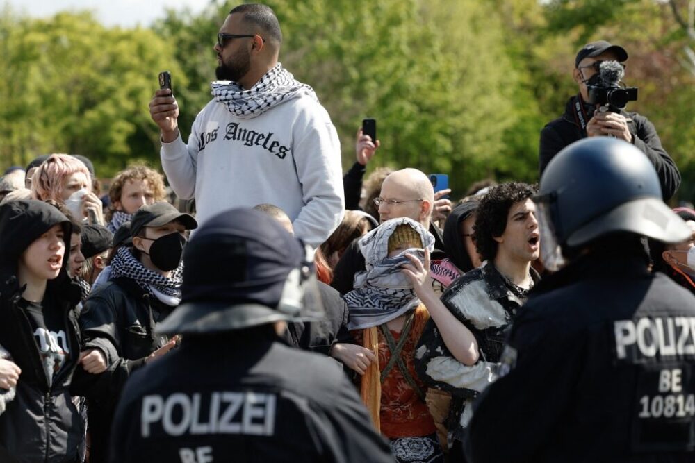 Germany Palestinians Demo Camp