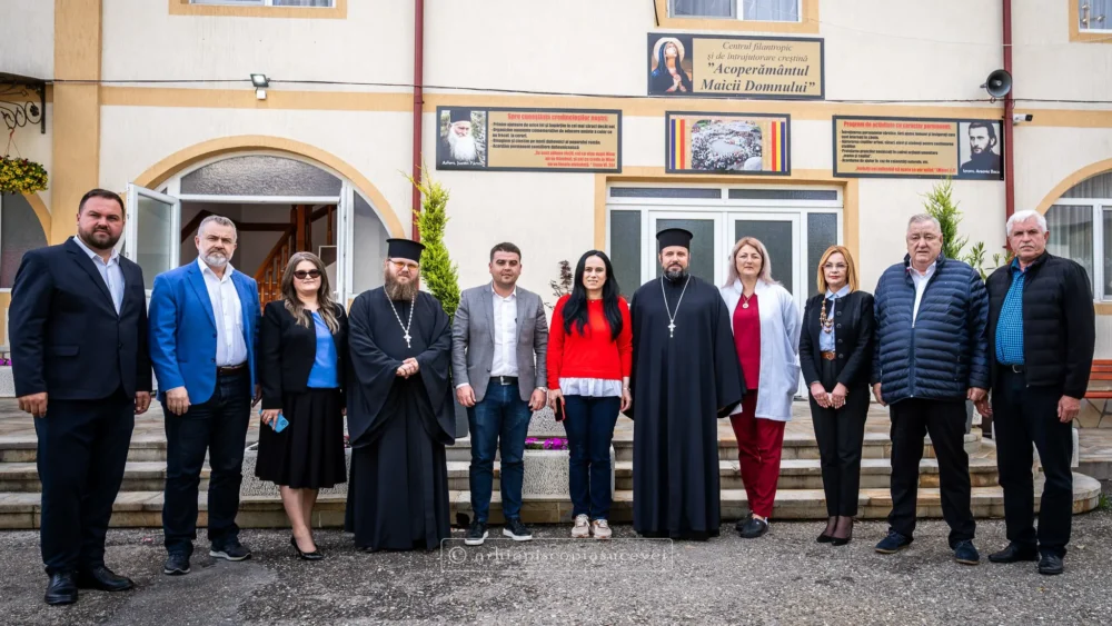 Ministrul Muncii Si Solidaritatii Sociale In Vizita La Varstnicii Asezamantului De La Manastirea Bogdanesti Din Suceava.jpg (1)