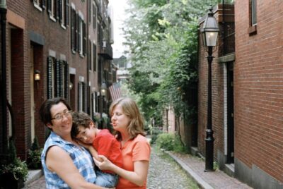 Navarro Close
