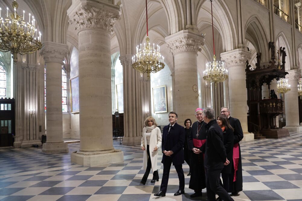 France Notre Dame 02496