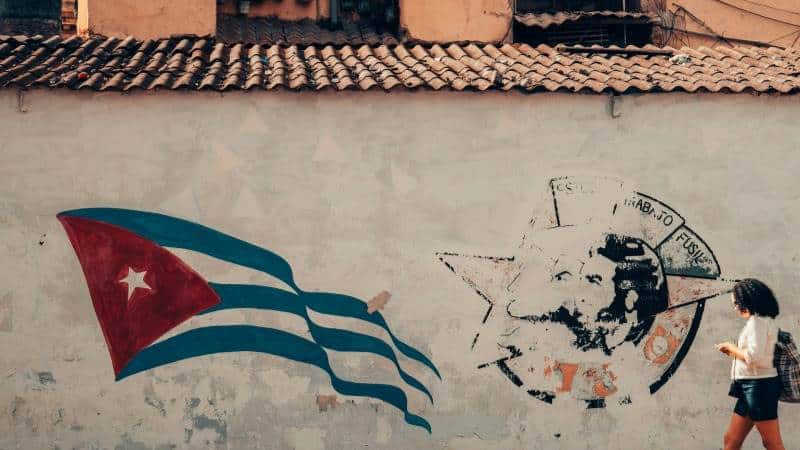 Cuba Flag Grafity