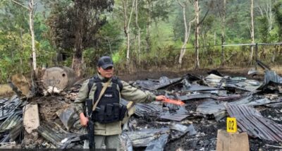 Separatist papuan armed group set ablaze classes and health centers in yahukimo region. 