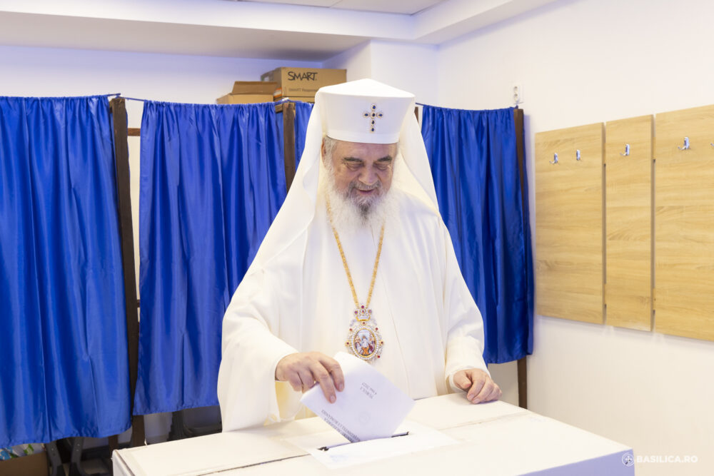 Patriarhul daniel vot alegerile prezidentiale 2025 290