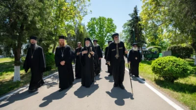 Patriarhul copt la cernica.jpg