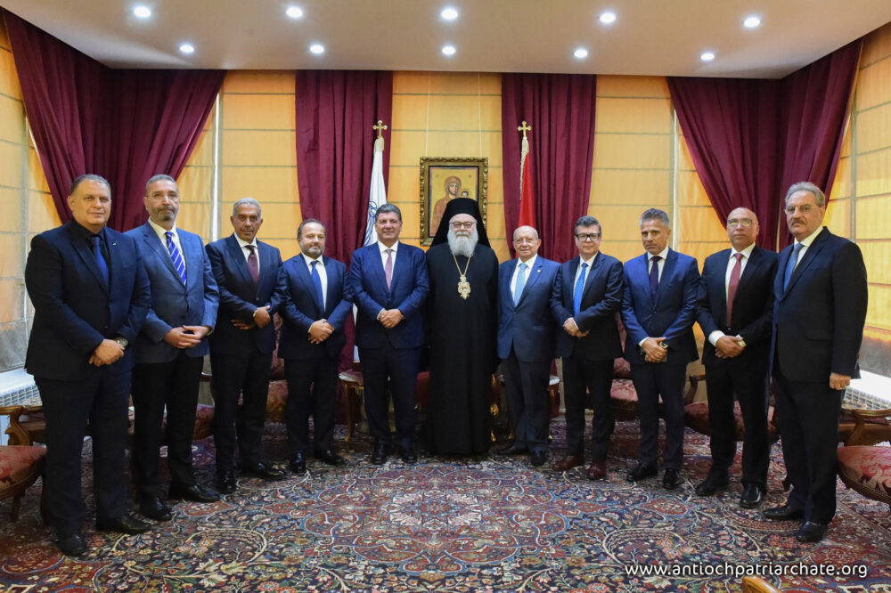 Patriarch of antioch receives sheikh bahaa hariri at the head of a delegation 2