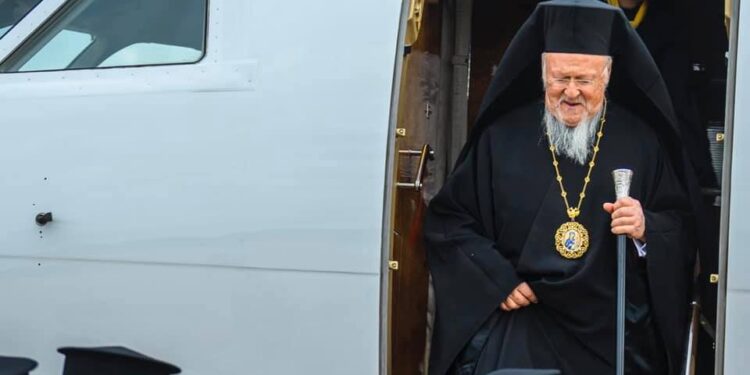 Ecumenical airplane