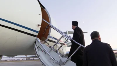 Plecare patriarh ecumenic bartolomeu avion