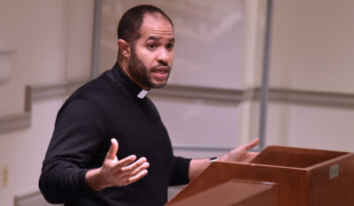 2022 1115 FaithinAction 04 600x350